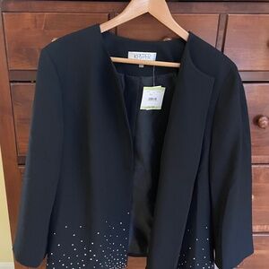 Kasper Blazer. Brand New!  Never worn.  Tags on.